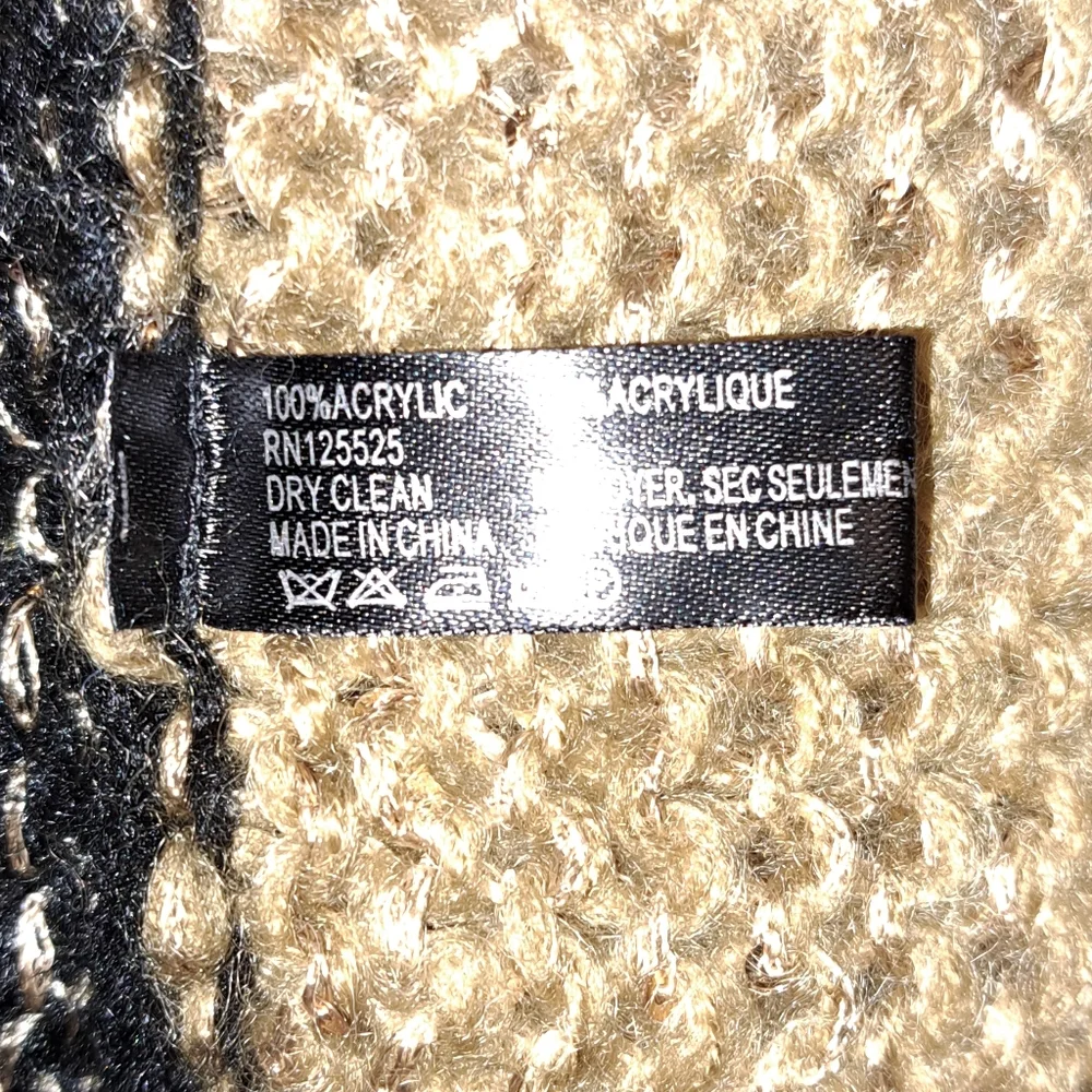 WINTER WEATHER BUNDLE. GLOVES, BEANIE, SCARF